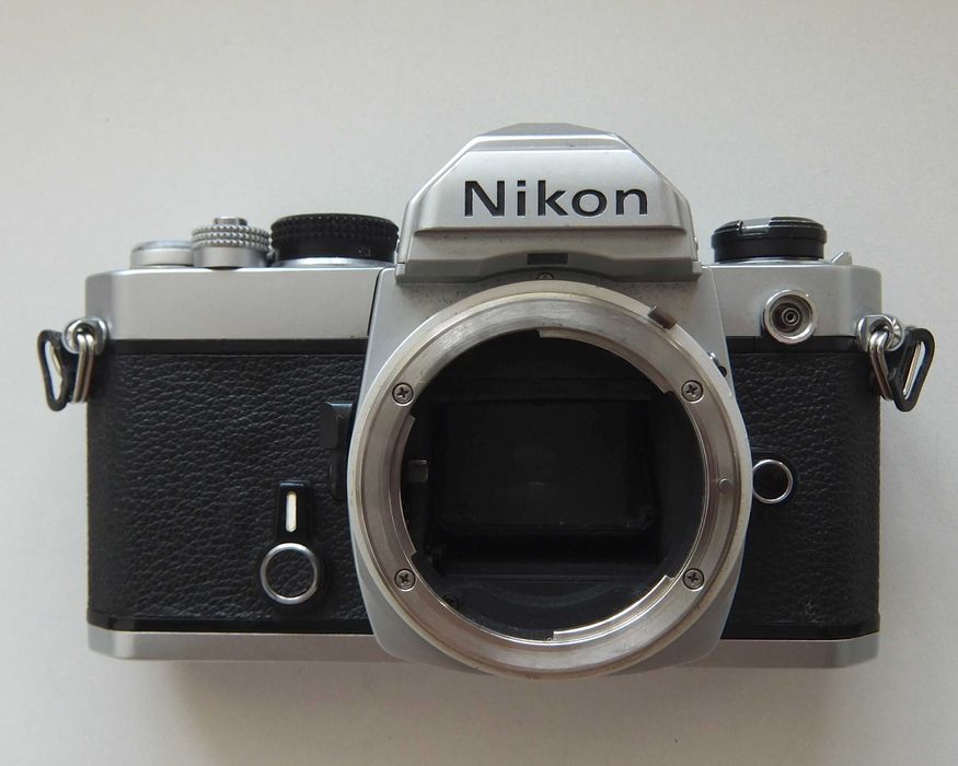 Фото камера Nikon FM