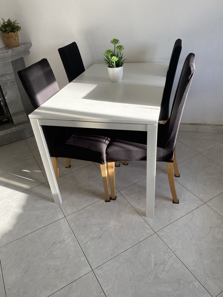 Mesa de refeição