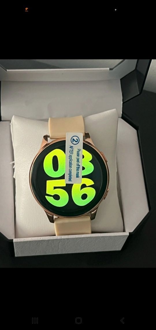 Smartwatch Active 2 – Styl i funkcjonalność + Prezent breloczek