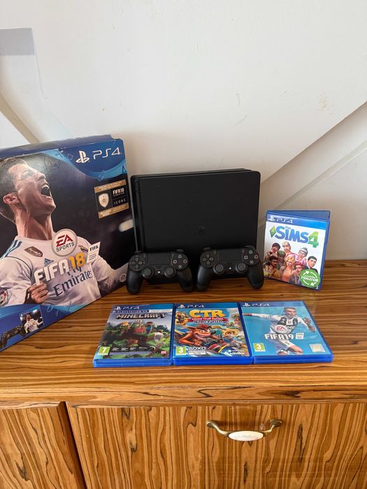 [PS4] Konsola SONY PlayStation 4 Slim 1TB + 2 Pady + 4 Gry (SIMS, MC)
