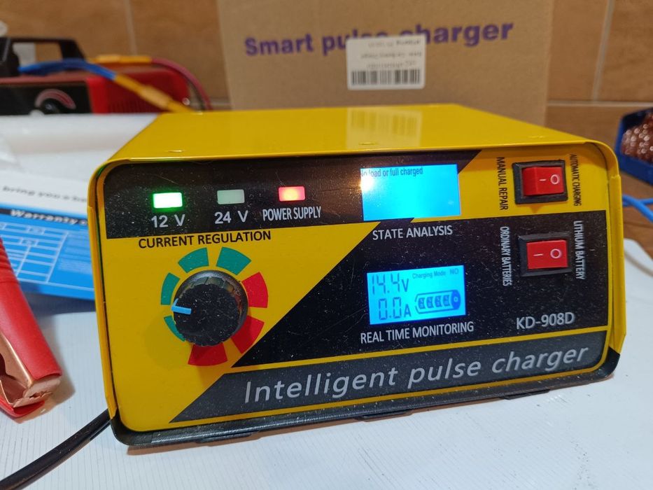 Импульсное зарядное устройство для АКБ , 12 - 24 Вольта. ANJING - 908