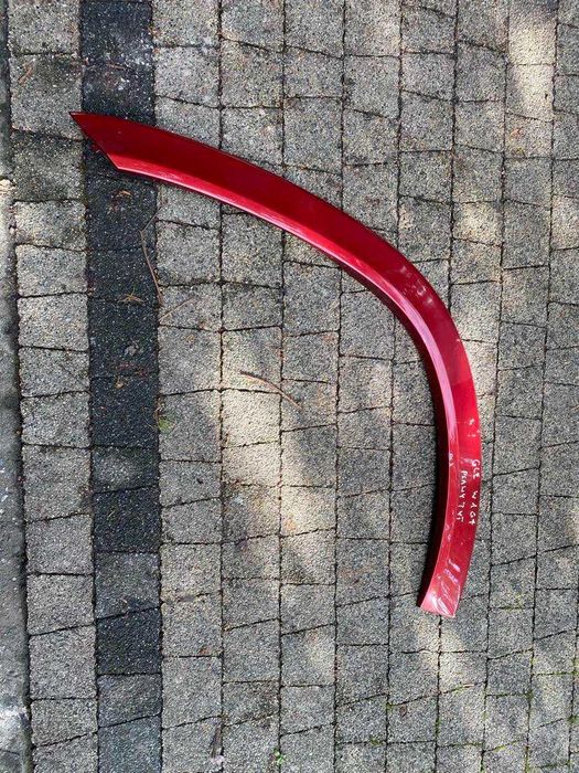 Mercedes GLE W167 Listwa Błotniak Prawa Tylna