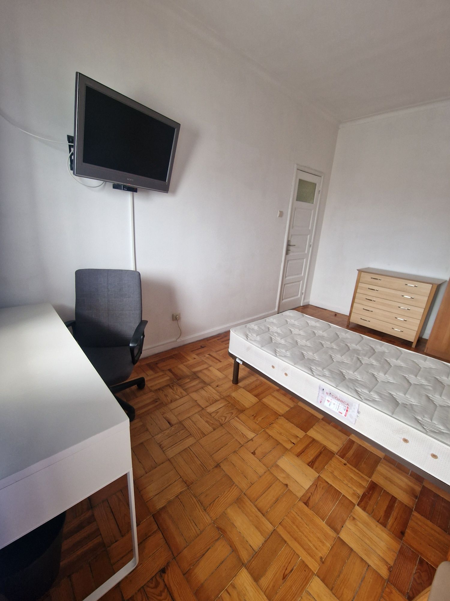 1 Quarto Areosa - 1.4km Universidades - FMUP, FEUP, FADEUP, etc