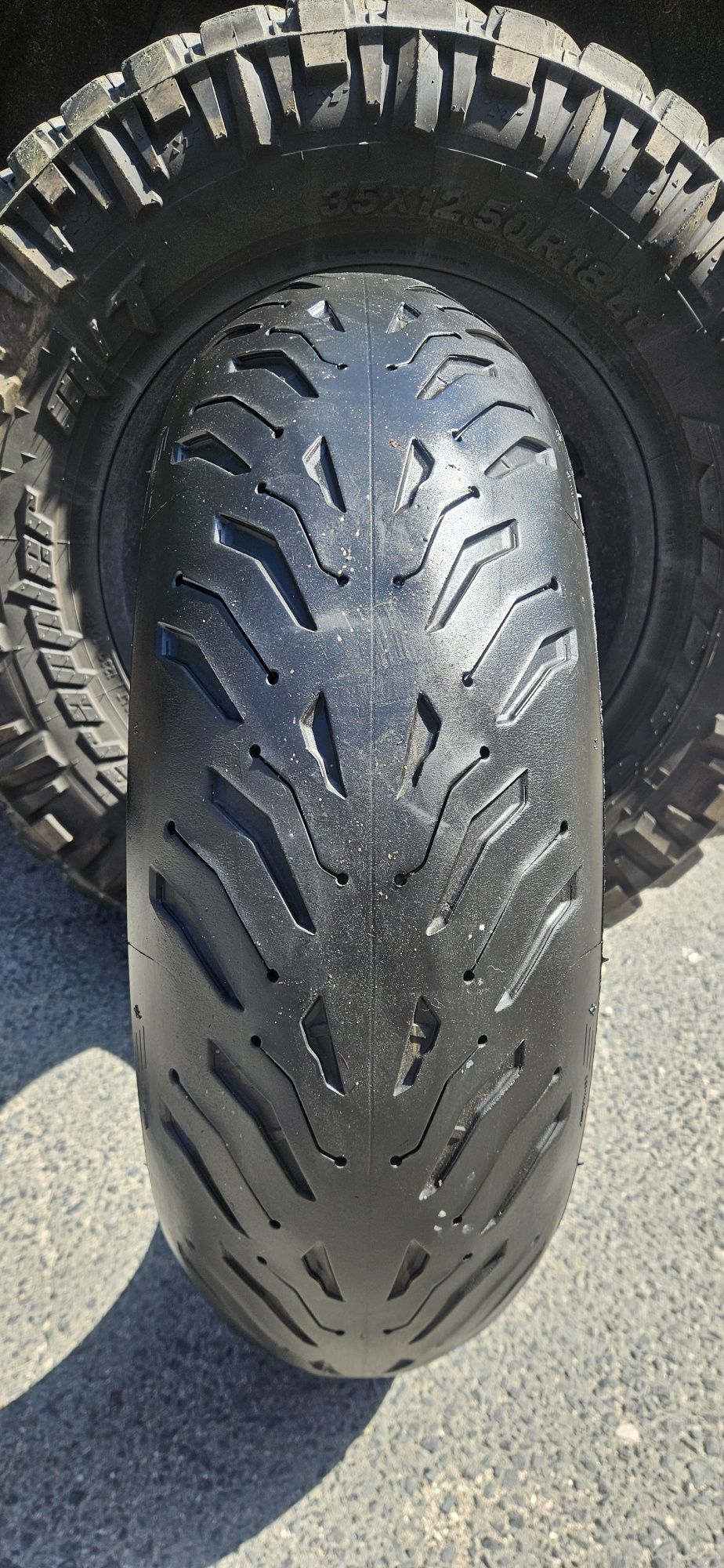 Michelin Pilot Road 6 i pilot Road 4