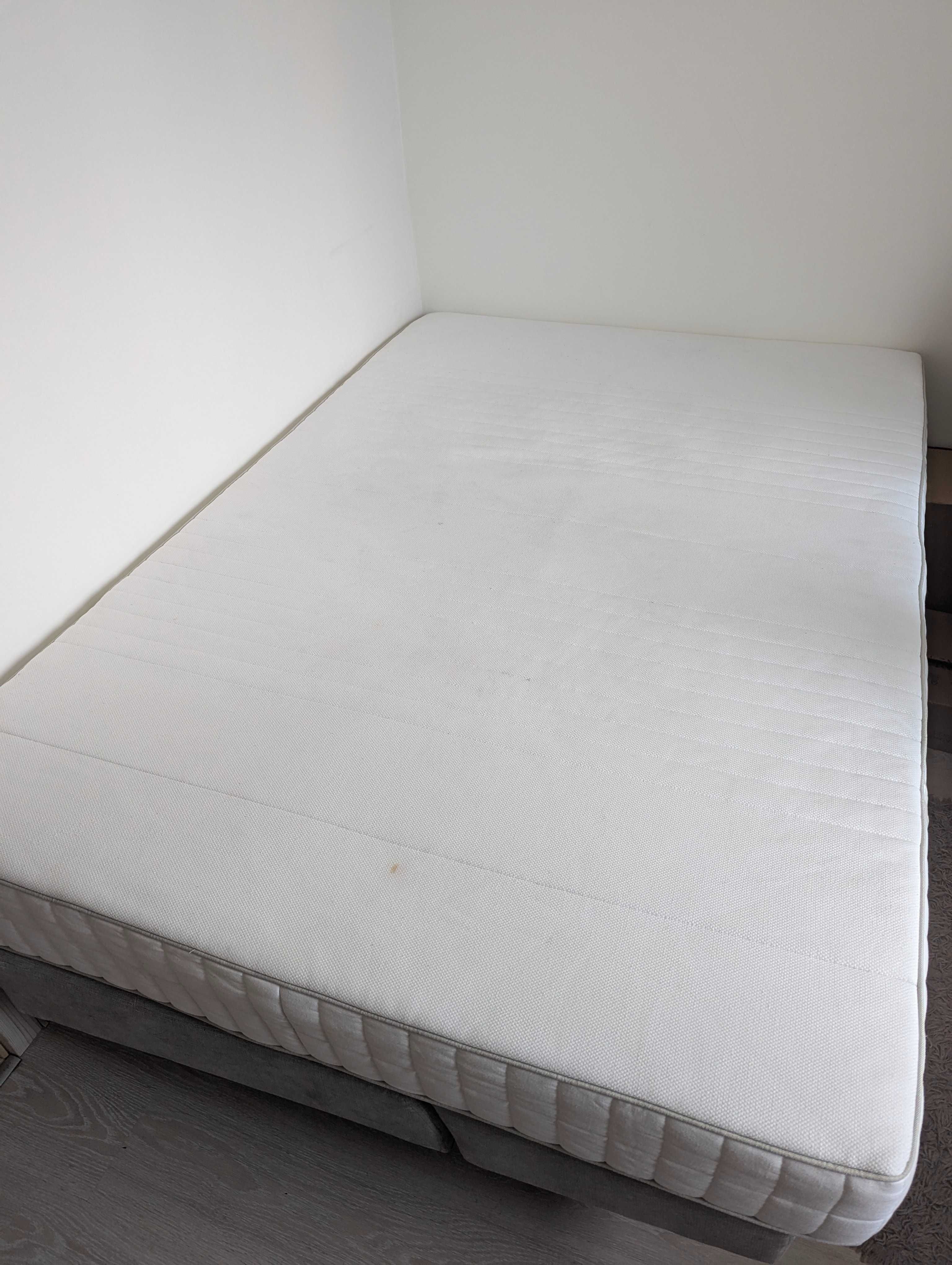 Materac IKEA MYRBACKA 140x200 cm z pianką Memory
