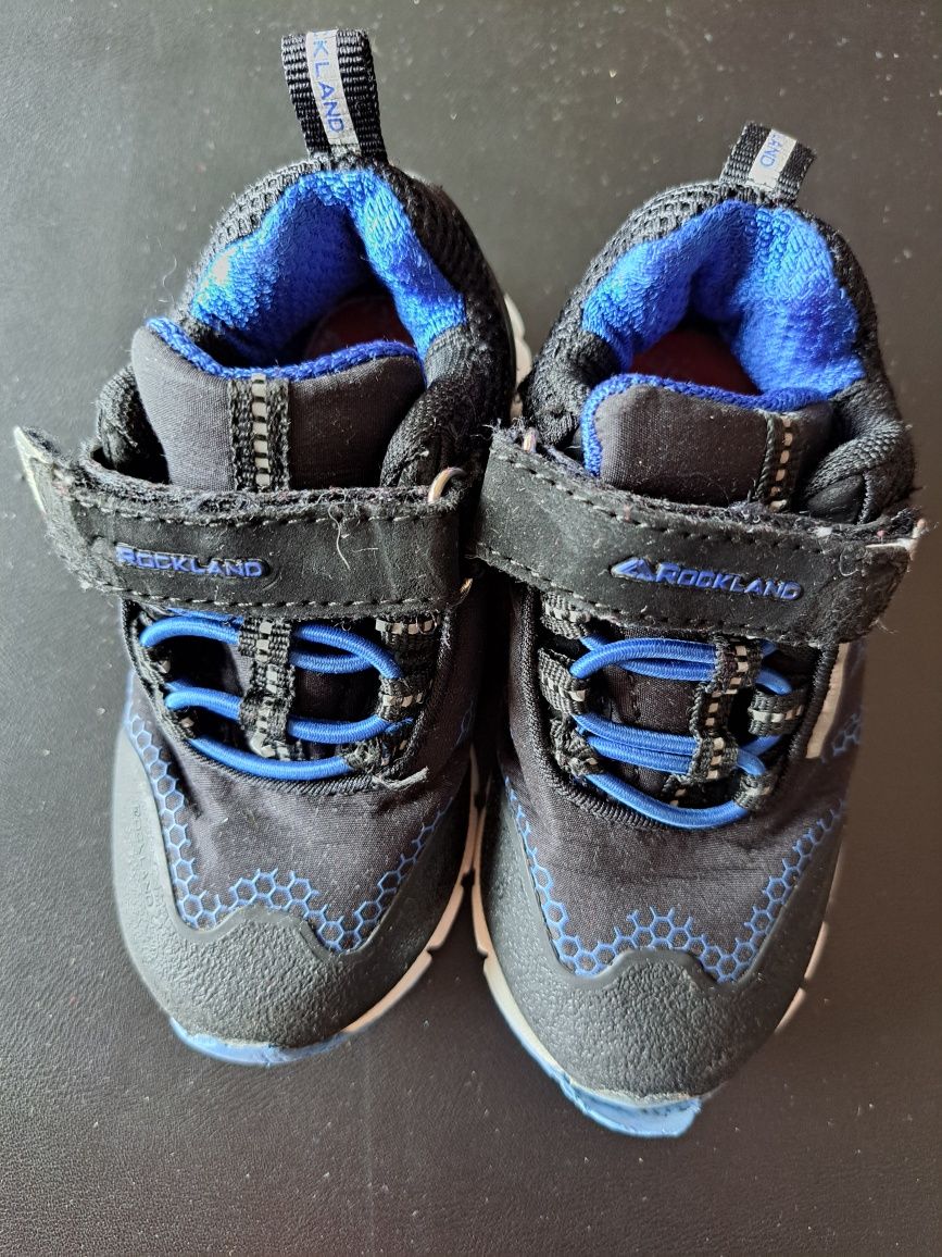 Tenis de menino (azuis nr 24) (nike nr 25)