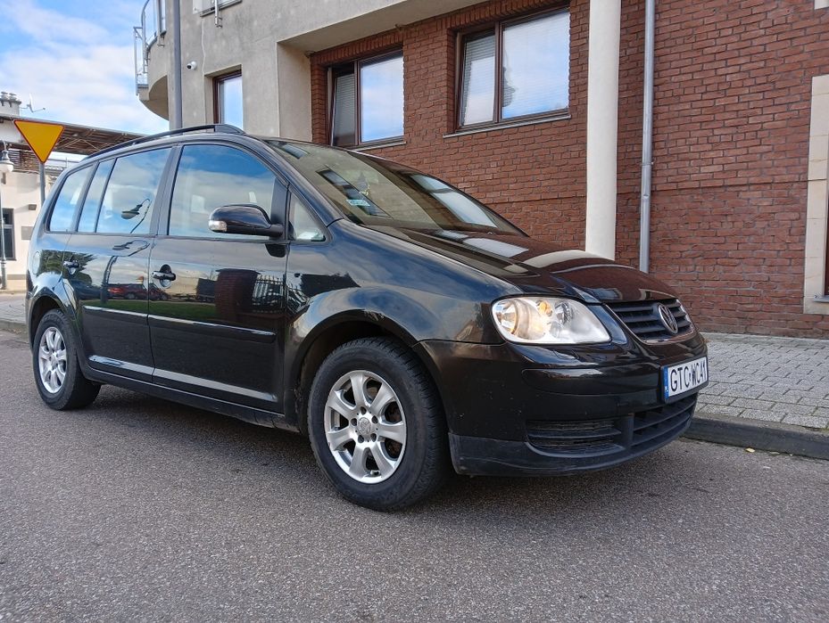 VW Touran 1.6 Benzyna Sprawna klimatyzacja 11Lat jeden właściciel