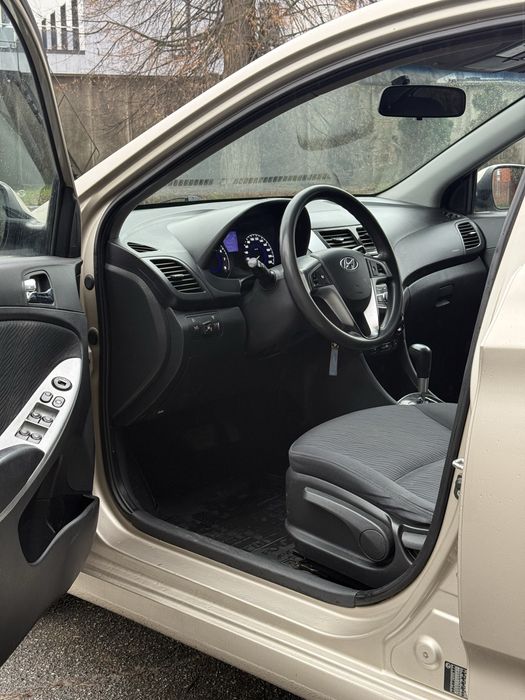 Продам Hyundai Accent