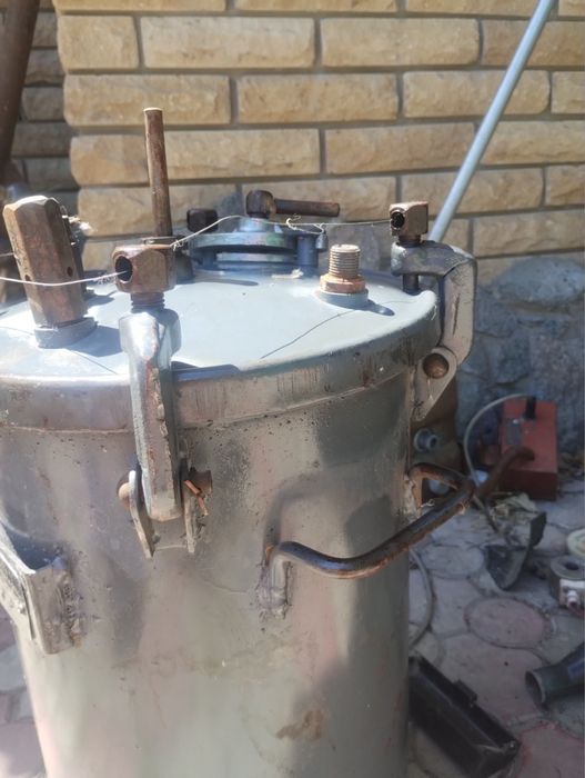 Фарбонагнінальний бак СО-12А