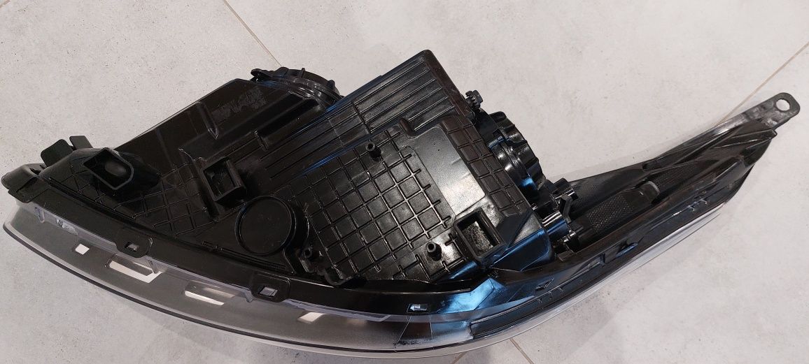 Reflektor Kia Ceed 92101 A2 A01L B01R Prawa Lewa