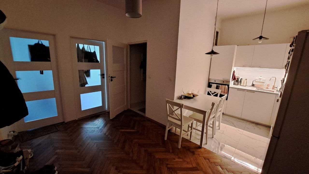 [Kraków] Duży pokój w ładnym, spokojnym mieszkaniu przy Błoniach