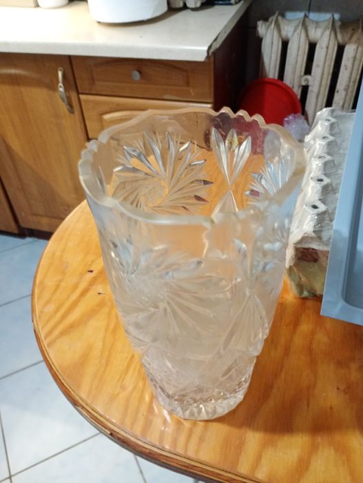 Sprzedam wazon i salaterke kryształ