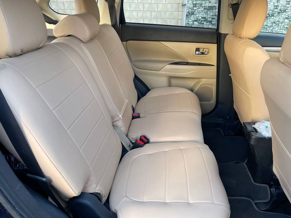 Сиденья Mitsubishi Outlander комплект