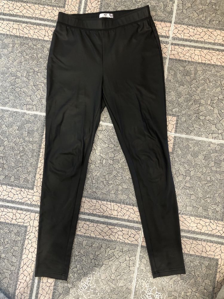 Legginsy spodnie woskowane skórzane