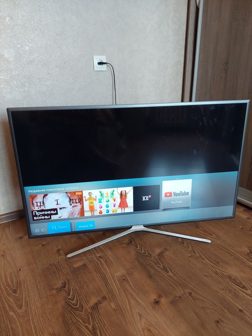 Телевізор Samsung UE49K550AW