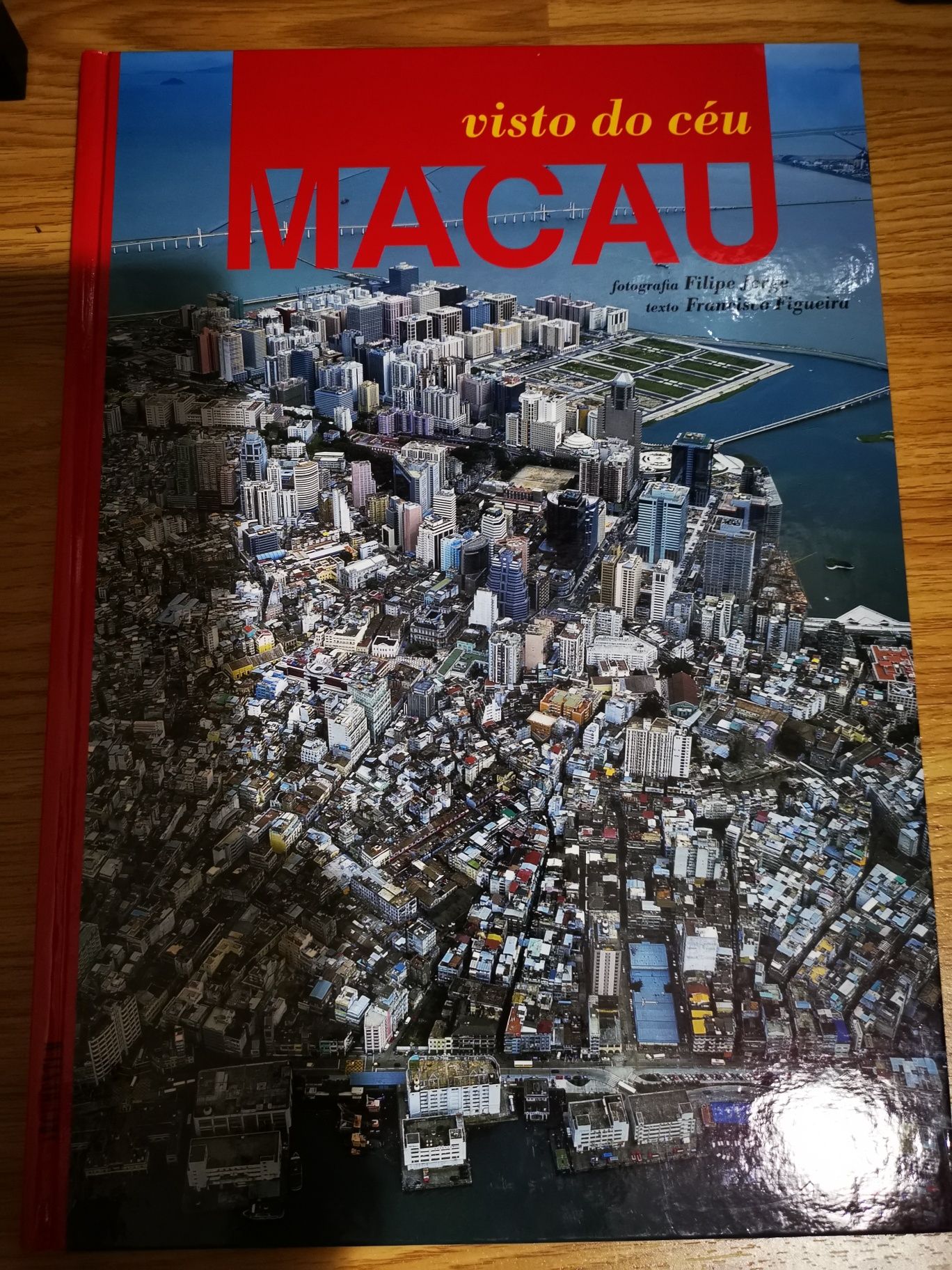 Livro Macau visto do céu