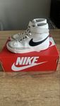 Дитячі Кросівки Nike Blazer Mid  11,5 с 28 розмір
