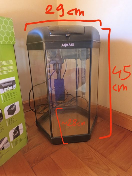 Aquael haxagon 20L akwarium z wyposażeniem