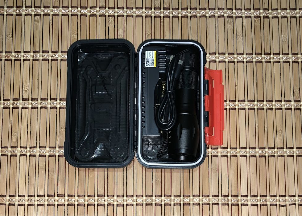 Ліхтарик ручний алюмінієвий Т6 800 LM