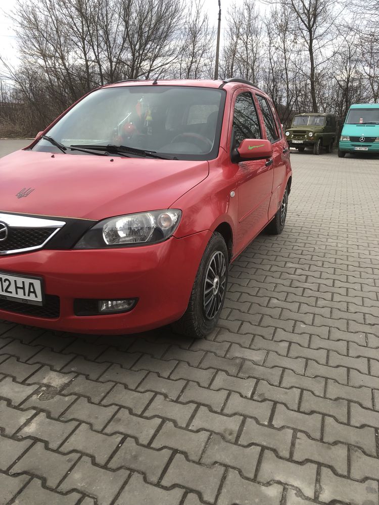 Mazda 2 2003рік