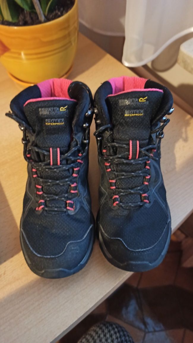 Buty treningowe REGATA Isotex