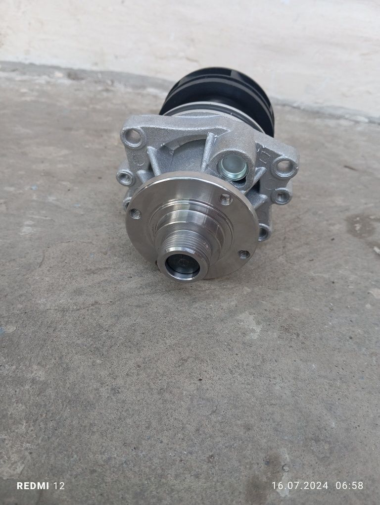 Помпа на BMW e39