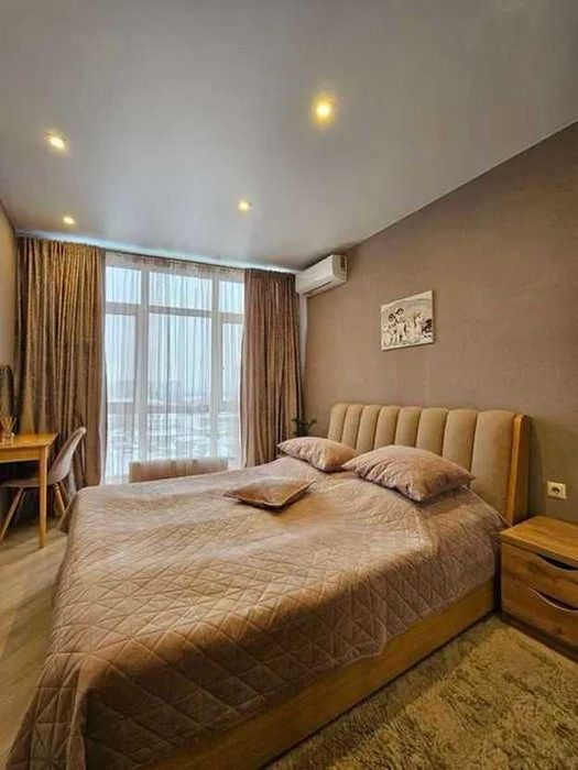 Оренда 1-к квартири по вул. Райдужна, в ЖК "IL Patio"