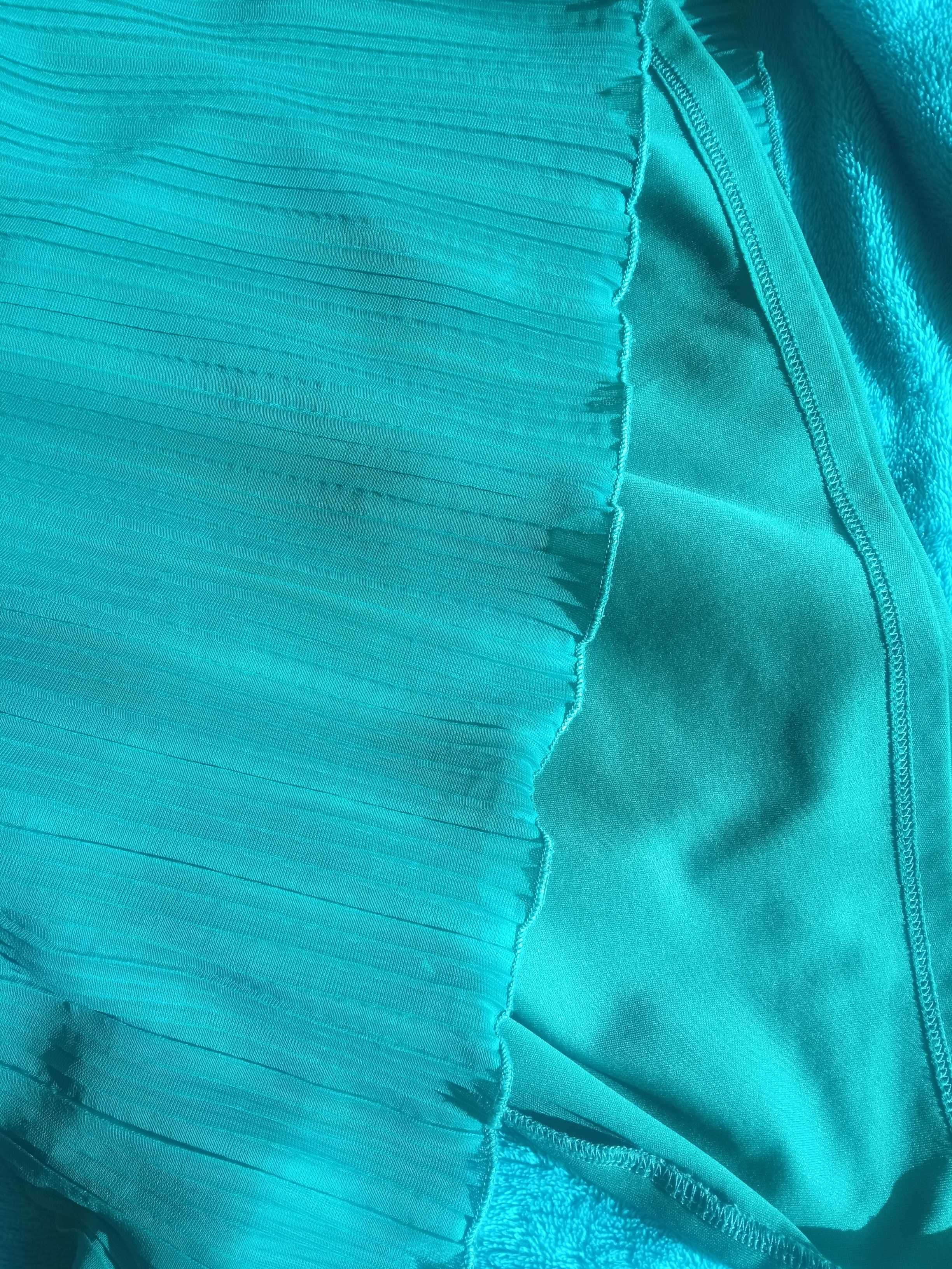 zielona plisowana spódnica