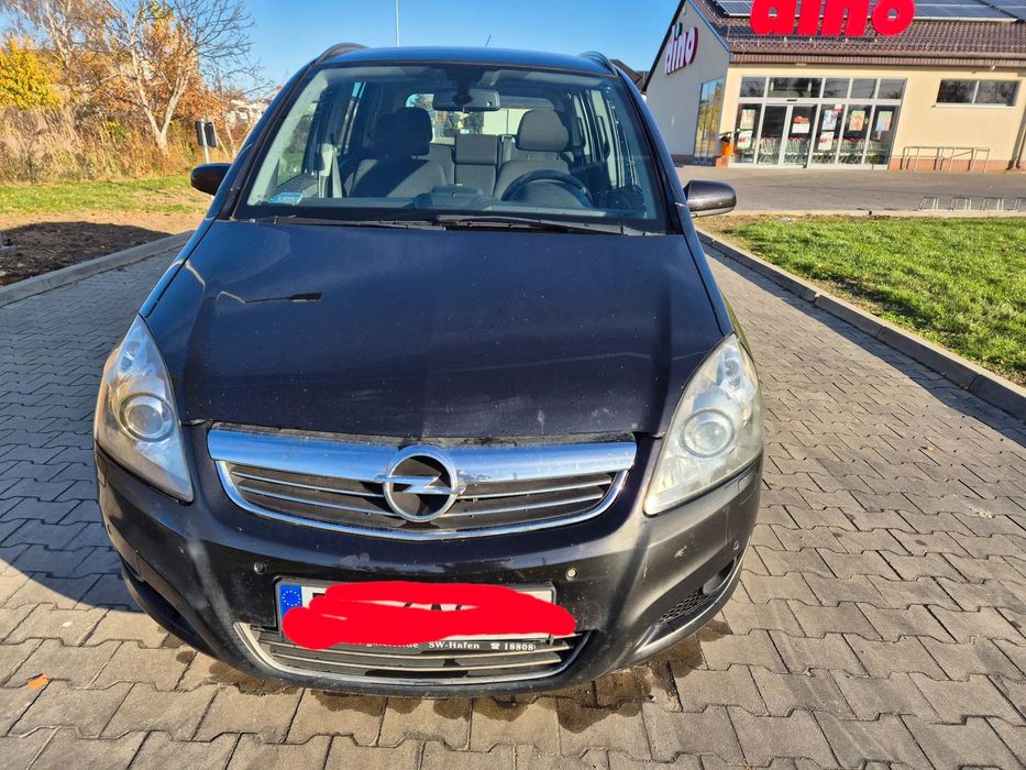Opel Zafira Opel Zafira B 1.9 CDTI  2009r BI Xenon - Grzane fotele