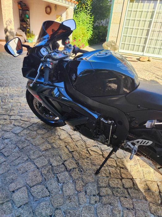 Suzuki Gsxr 600 k7