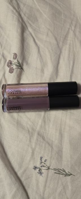 Zestaw błyszczyków Mac Cosmetics - Surreal Appeal & Sugar Plum Pudding