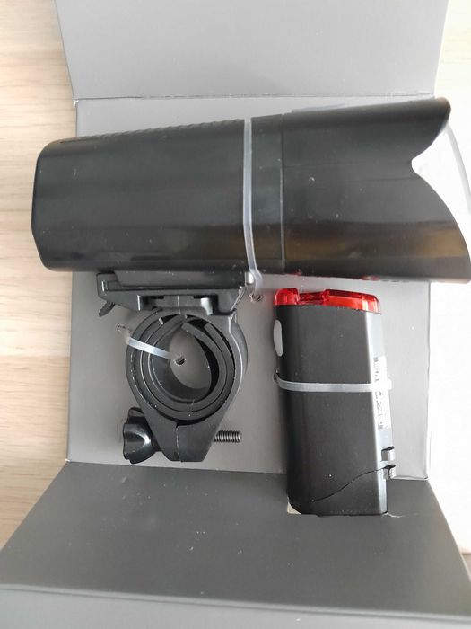 Zestaw lampek rowerowych- nowy !/przód-tył/ Walfort z bateriami