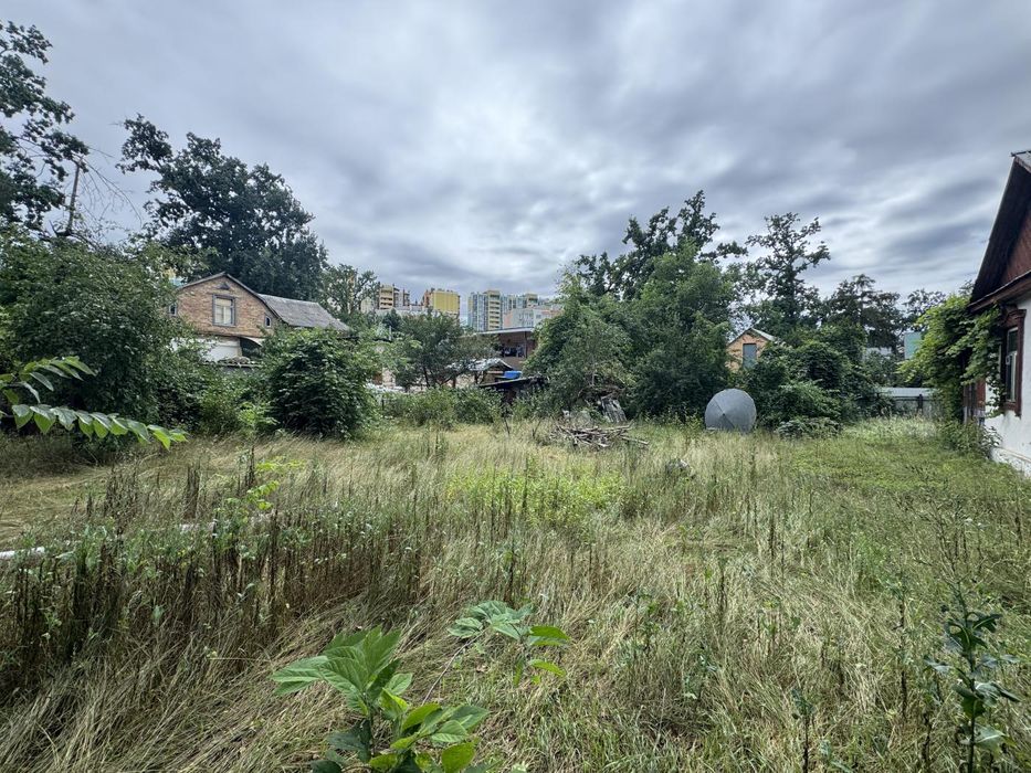 Ділянка 12 соток з комуніаціями в Ірпені, вул. Щаслива