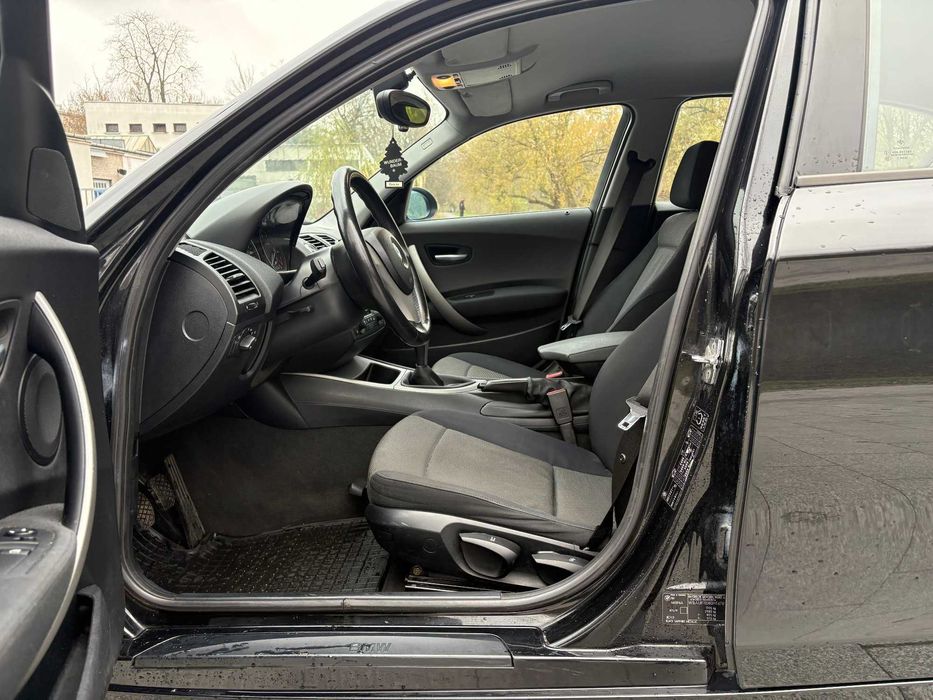 BMW 116 Mały przebieg.