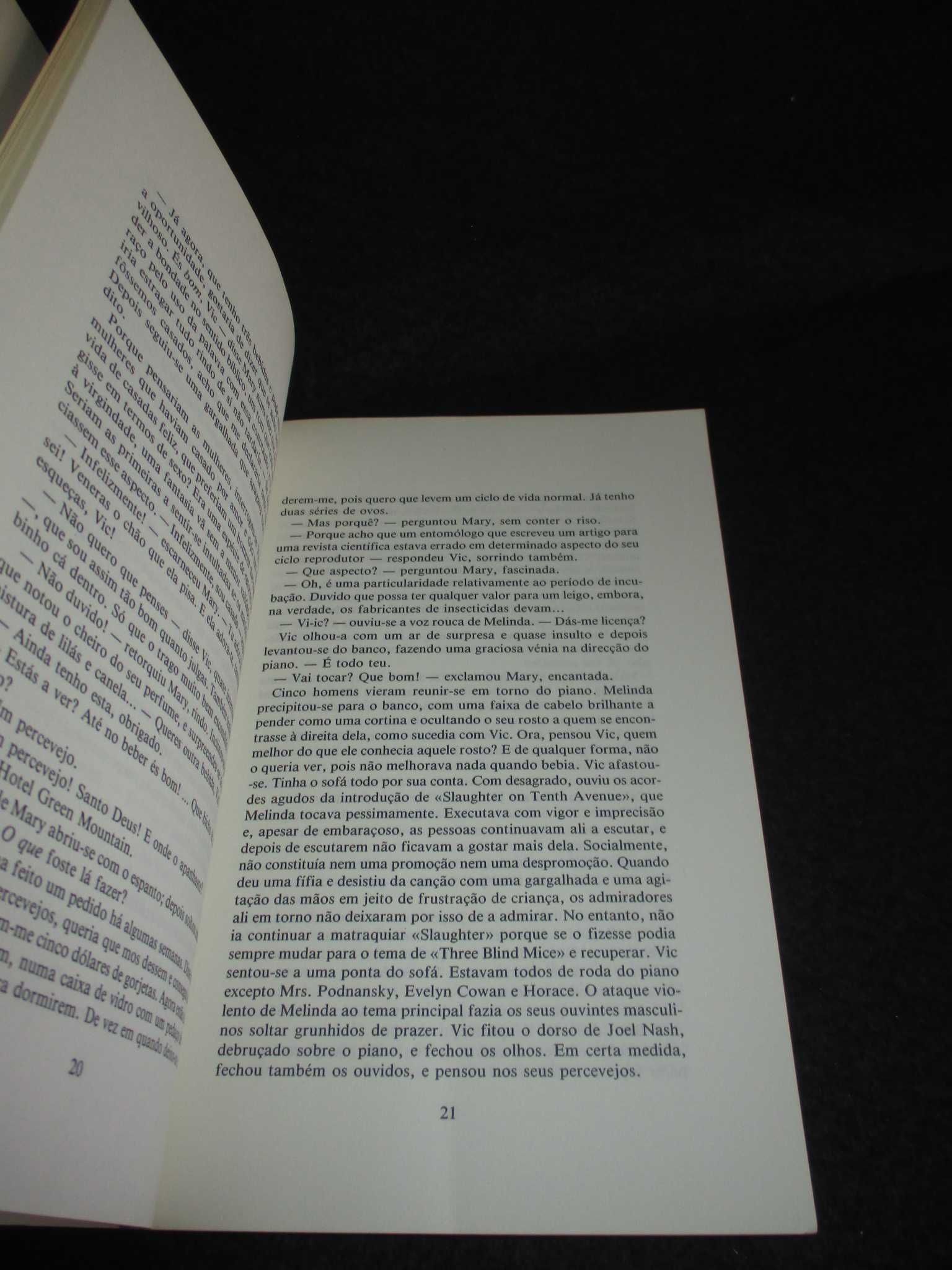 Livro Águas Profundas Patricia Highsmith