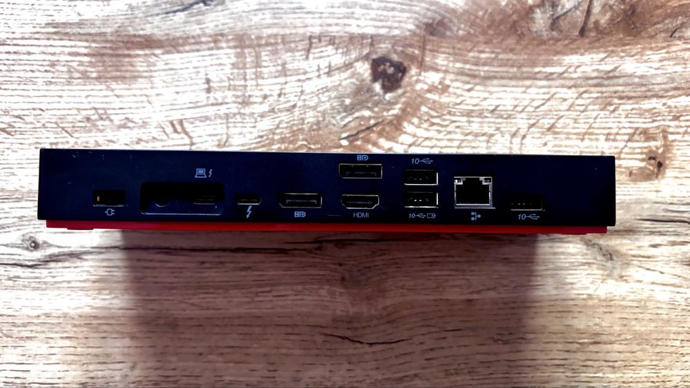 Lenovo ThinkPad Universal Thunderbolt 4 Dock.