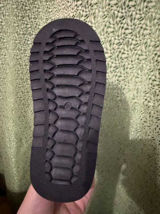 Продам взуття дитяче