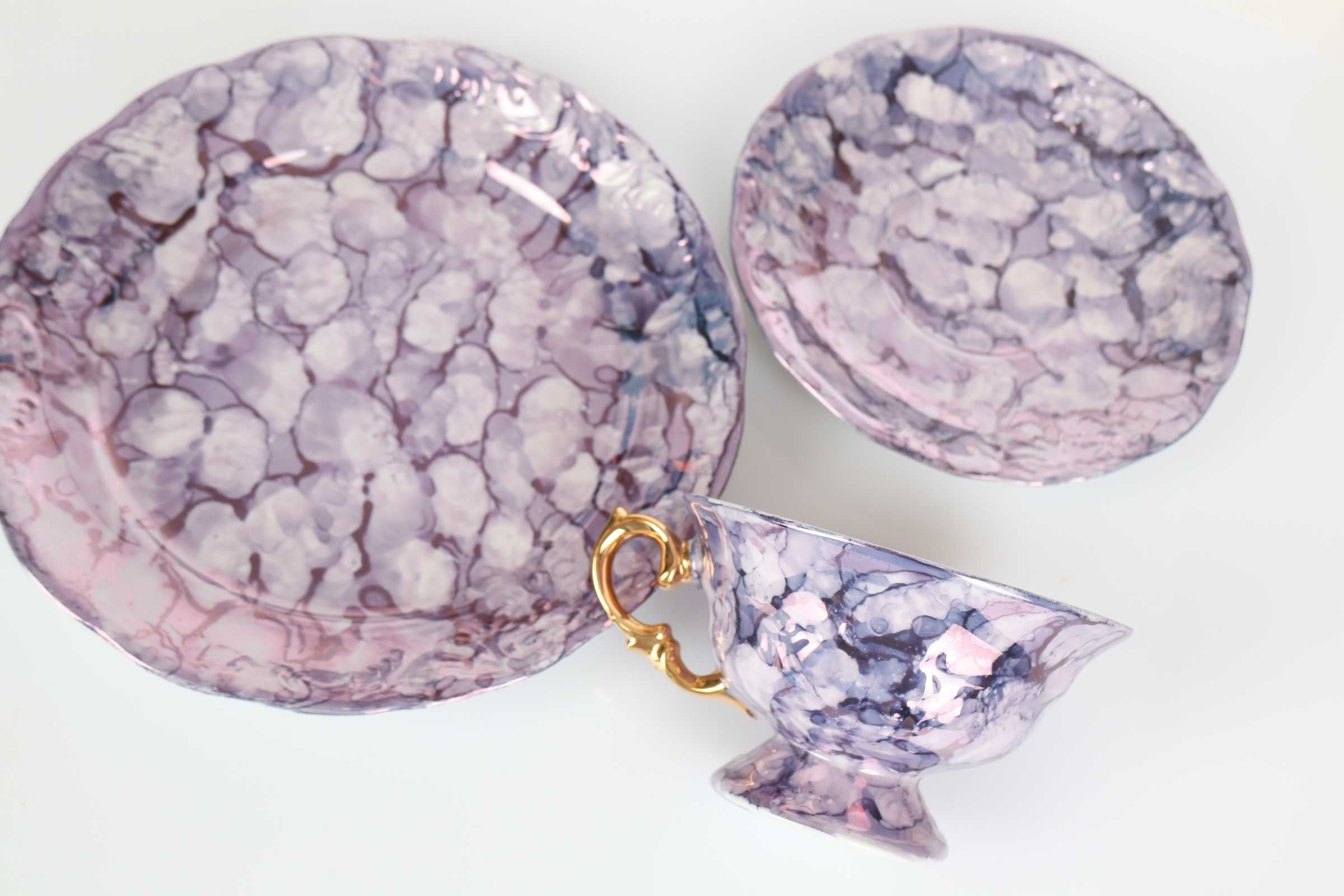 Filiżanka Wawel Wałbrzych porcelana lila-blau marmurek 3 części