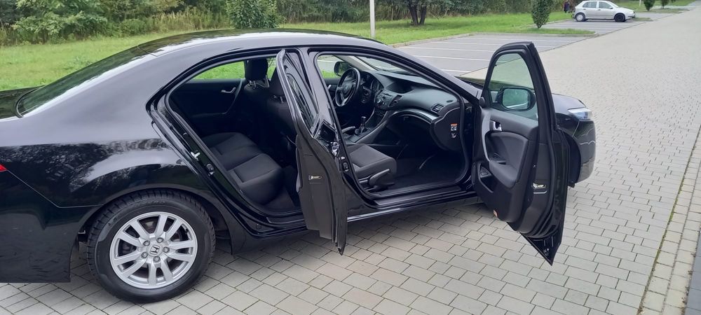 Honda Accord Niski przebieg 100 tys krajowy