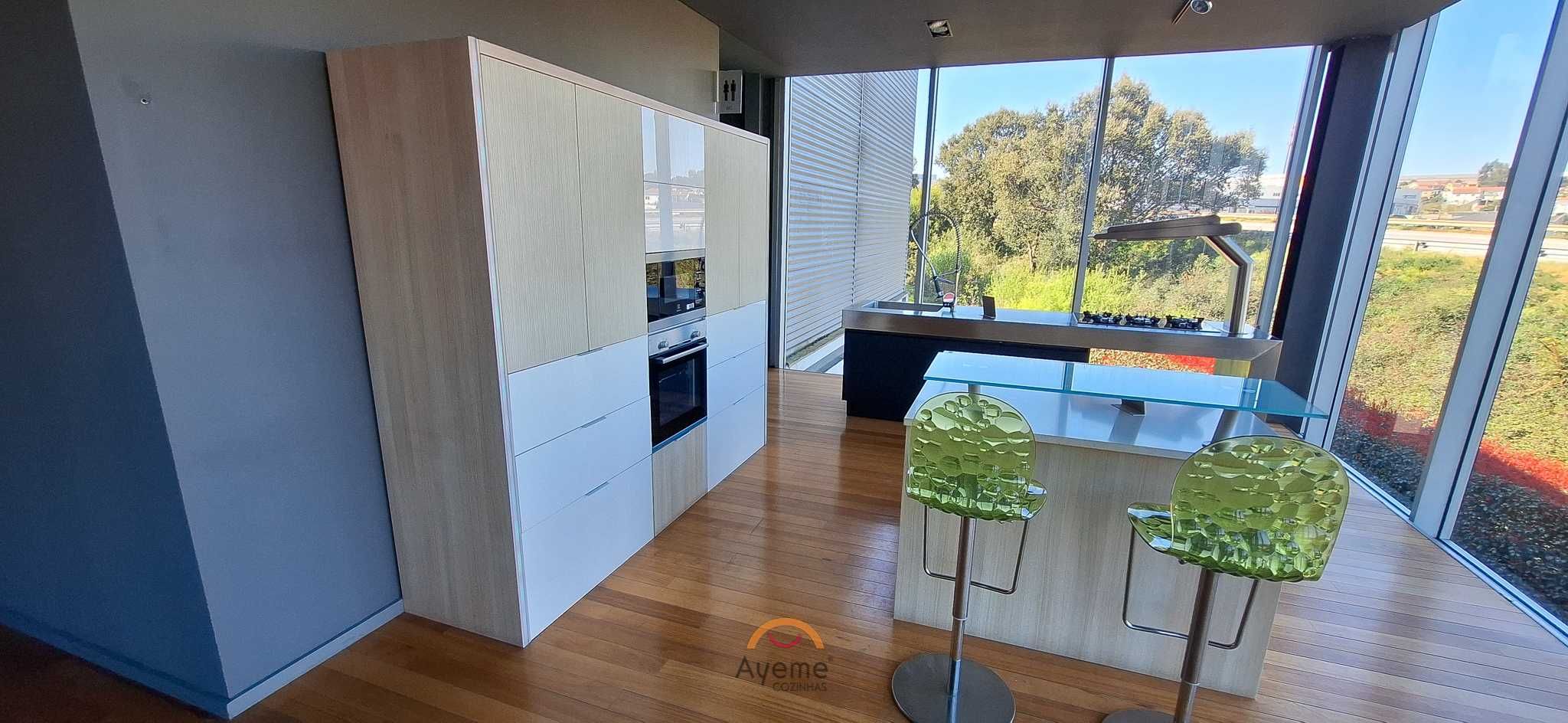 Cozinha completa (modelo de showroom)
