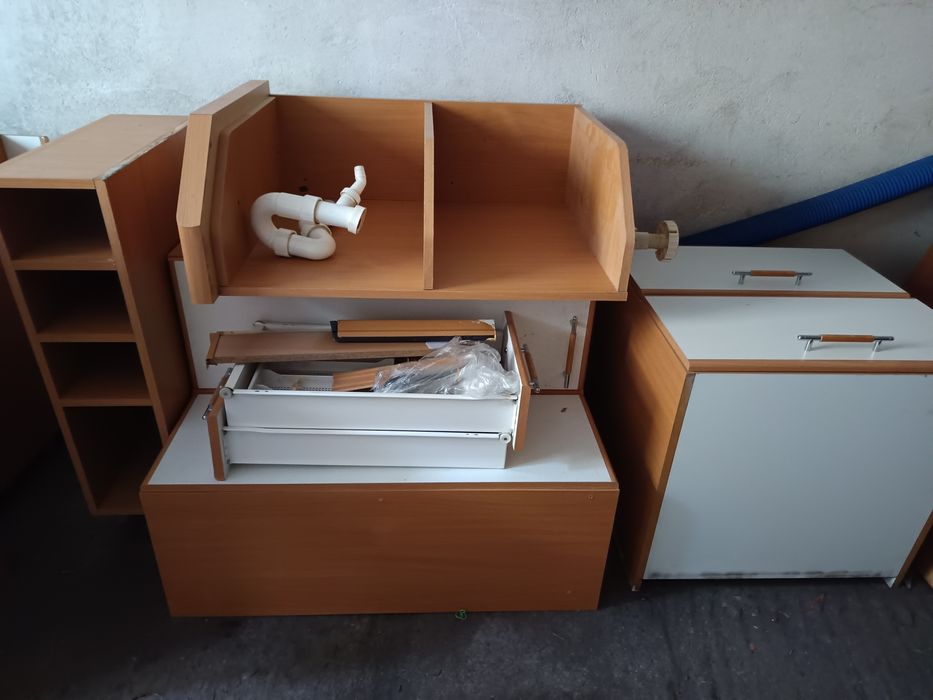 Sprzedam kuchnie narożną