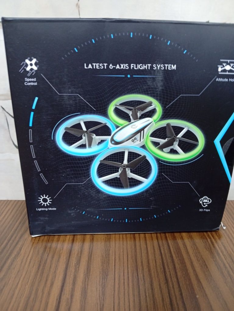 Dron świecący LED dla dzieci Q9s, helikopter zdalnego sterowania z nie