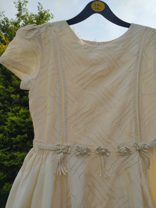 Vestido de cerimônia criança