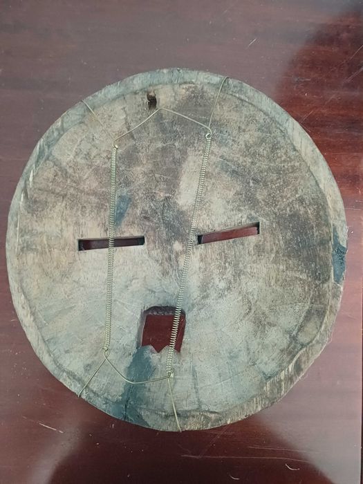 Máscara/Estátua Africana em Madeira