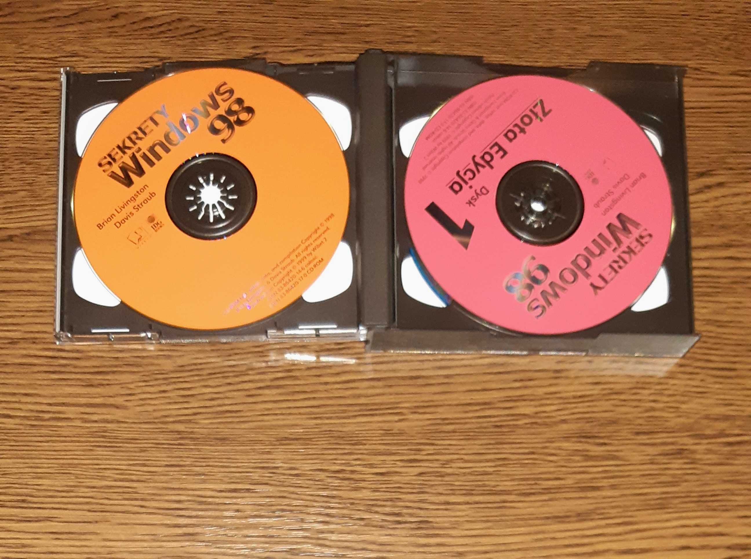 Sekrety Windows 98 - kompletny zestaw 2x książka + 4x CD