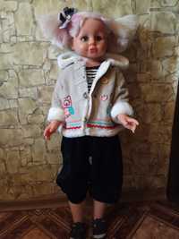 Продам куклу(85 см-рост),одета:бархатные штанишки,футболка,туфельки,ду
