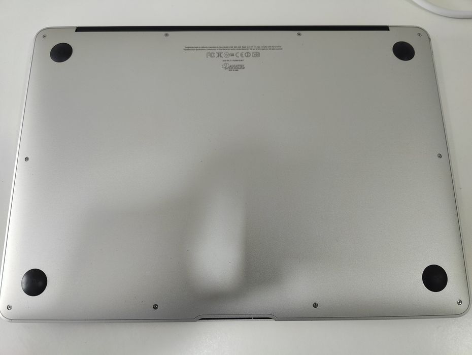 Apple MacBook Air A1369