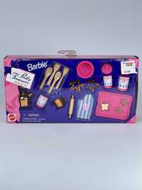 Barbie Pretty Treasures Baking Set- teakettle & cookie cutters 1996