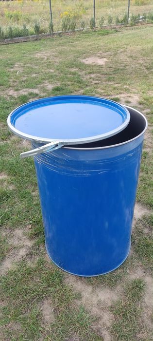 Beczki 200l czyste idealne do wedzenia