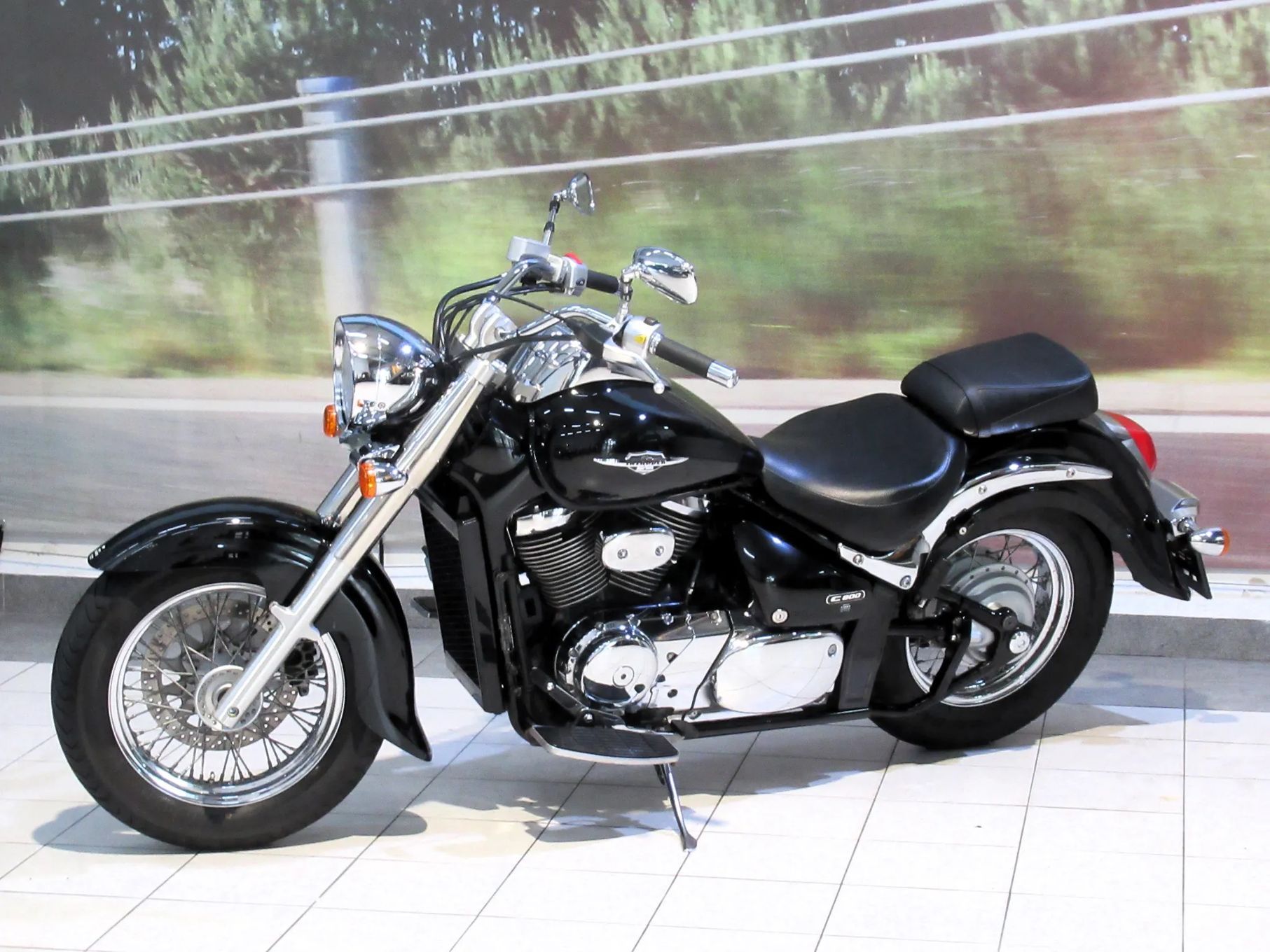 Suzuki VL 800 Volusia - Boulevard C50 Intruder Europa Rezerwacja!